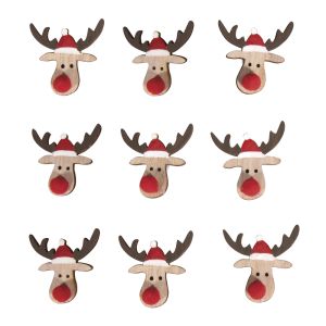 Wood shapes to scatter X-mas elk