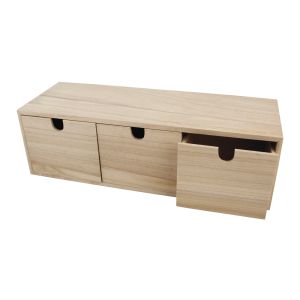 Wooden chest of drawers