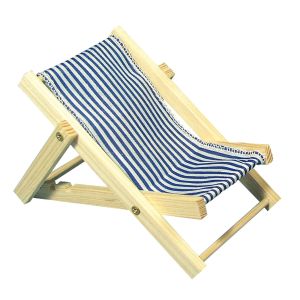 Wooden sunbed