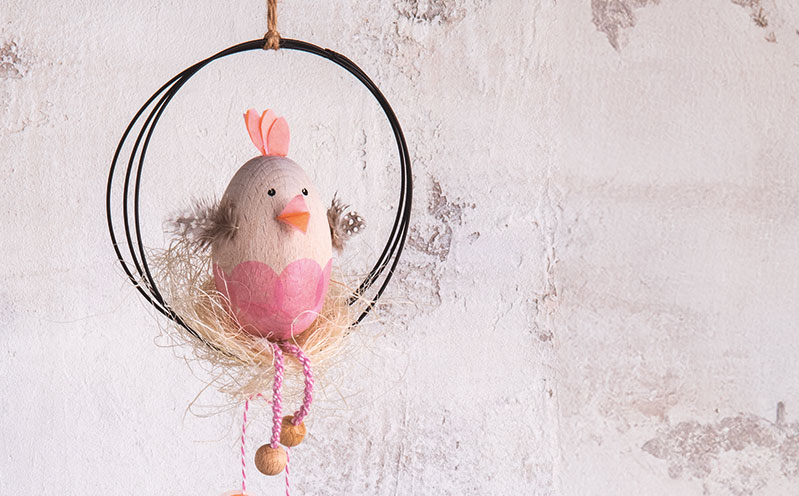 Drahtring mit Holzhuhn