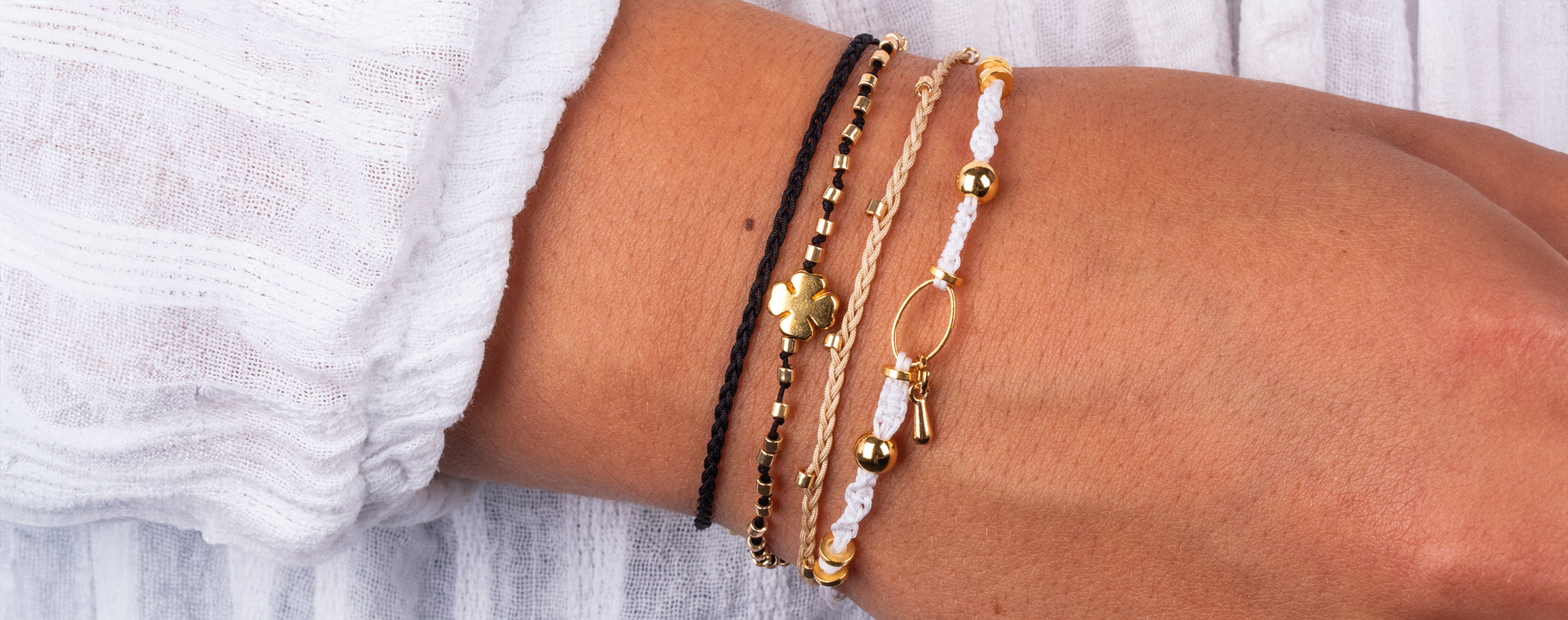 Friendship bracelets in black and white