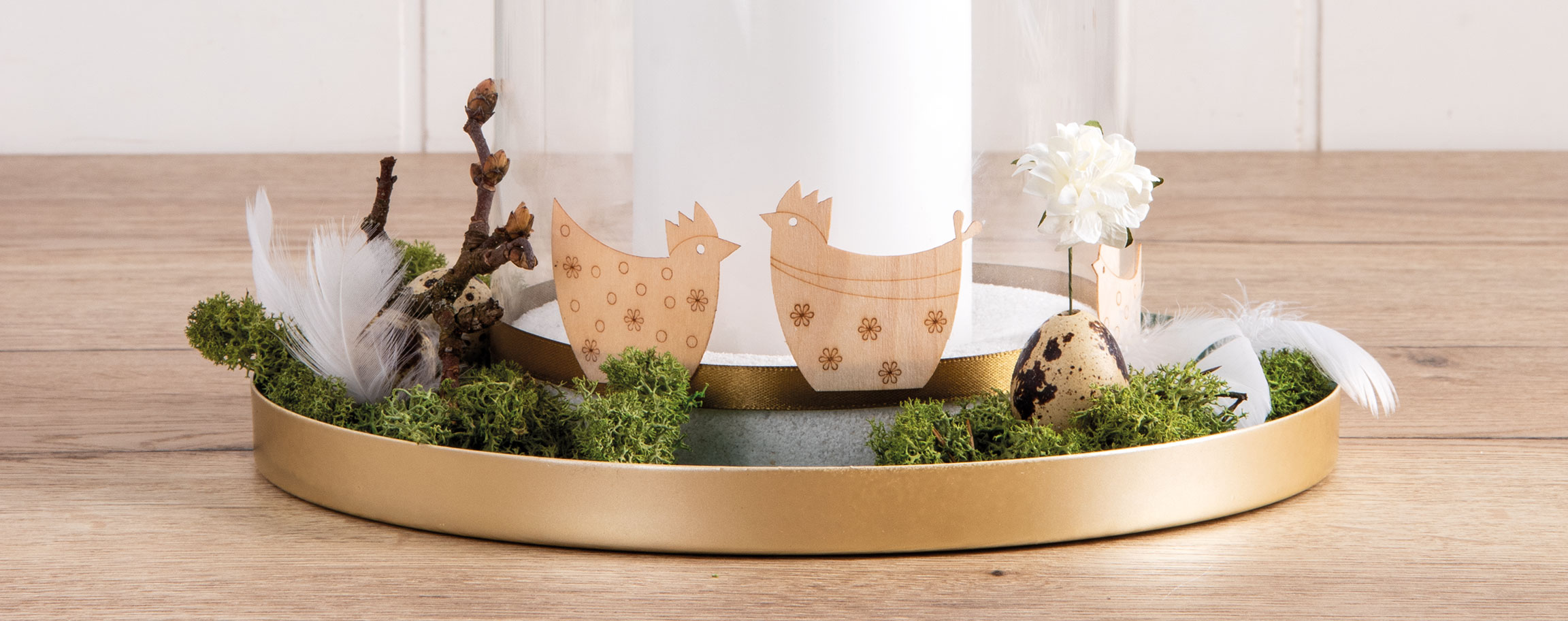 Plateau décoratif en métal avec poules en bois plaqué